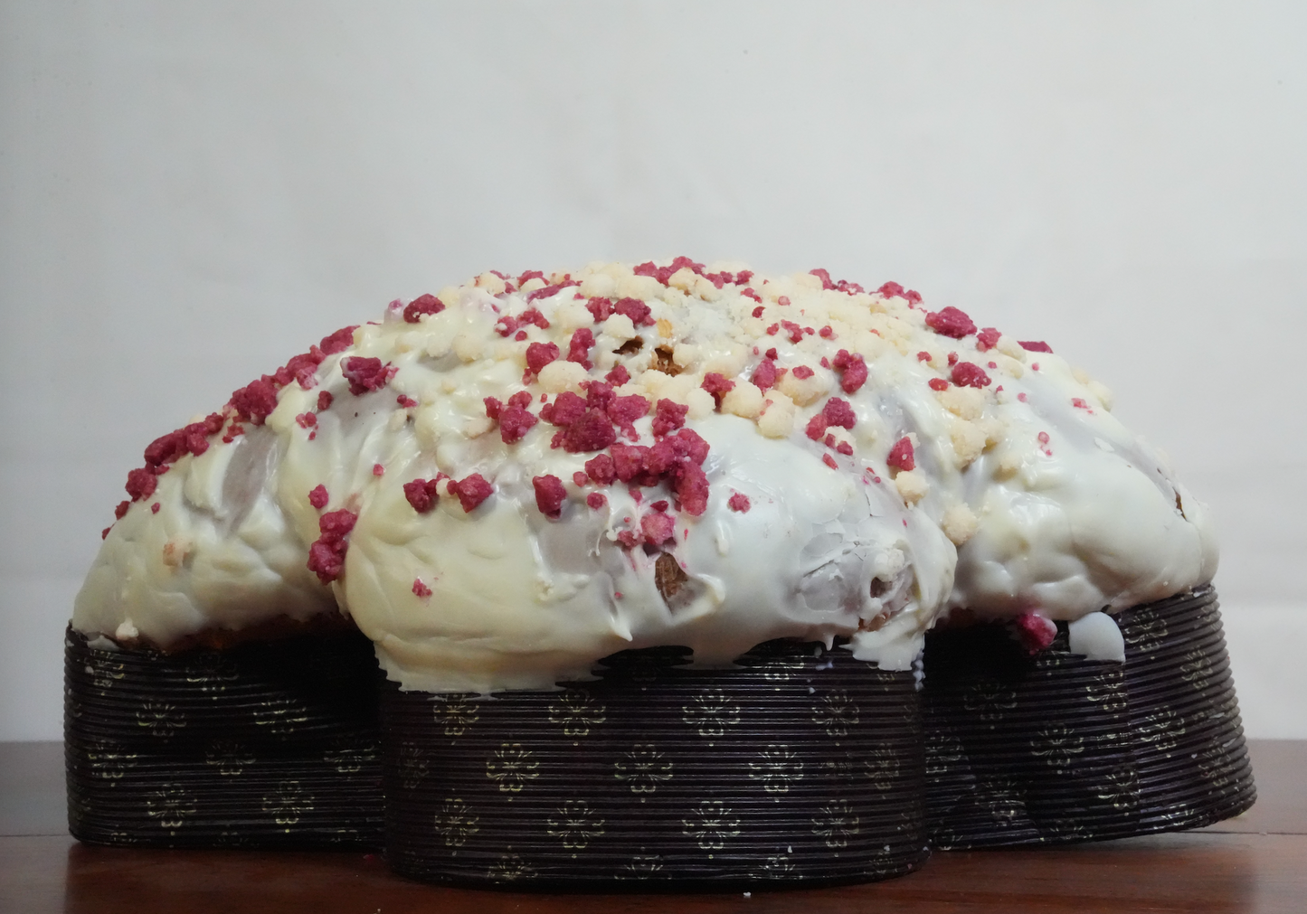 COLOMBA FRAGOLINE E CIOCCOLATO BIANCO